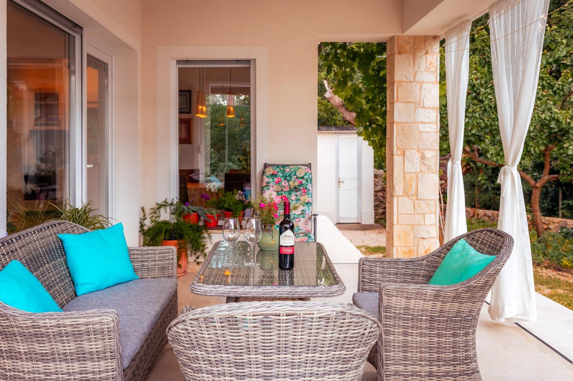 Villa Nevera Omišalj Kültér fotó